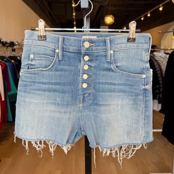 NWT  Mother Light Wash "The Pixie Dazzler Short Fray" - Picture 1 of 4